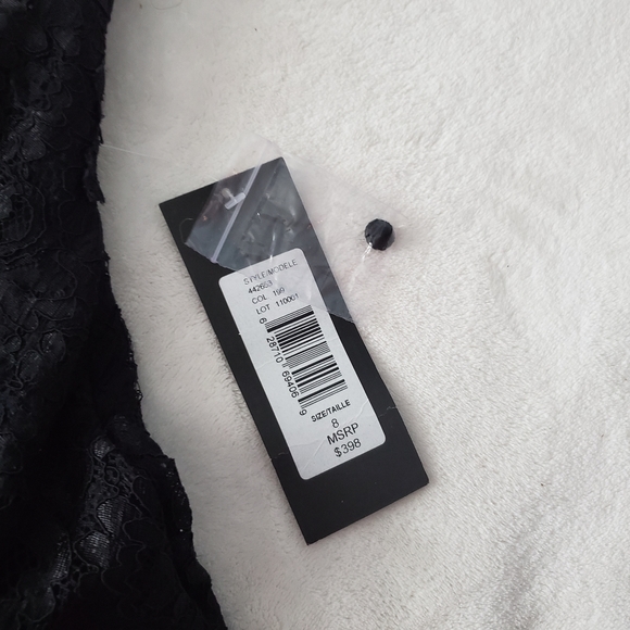 NEW Monique Lhuillier Lace Cutout Dress - Picture 4 of 7